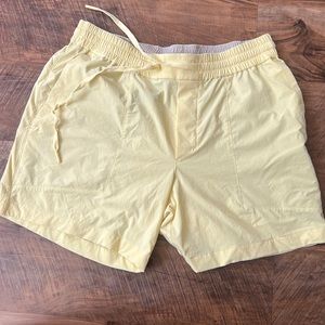 lululemon athletica L bowline short yellow